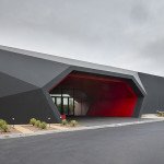 The shape of the building, designed by Los Angeles-based Clive Wilkinson Architects, was angled to evoke a futuristic bike helmet.